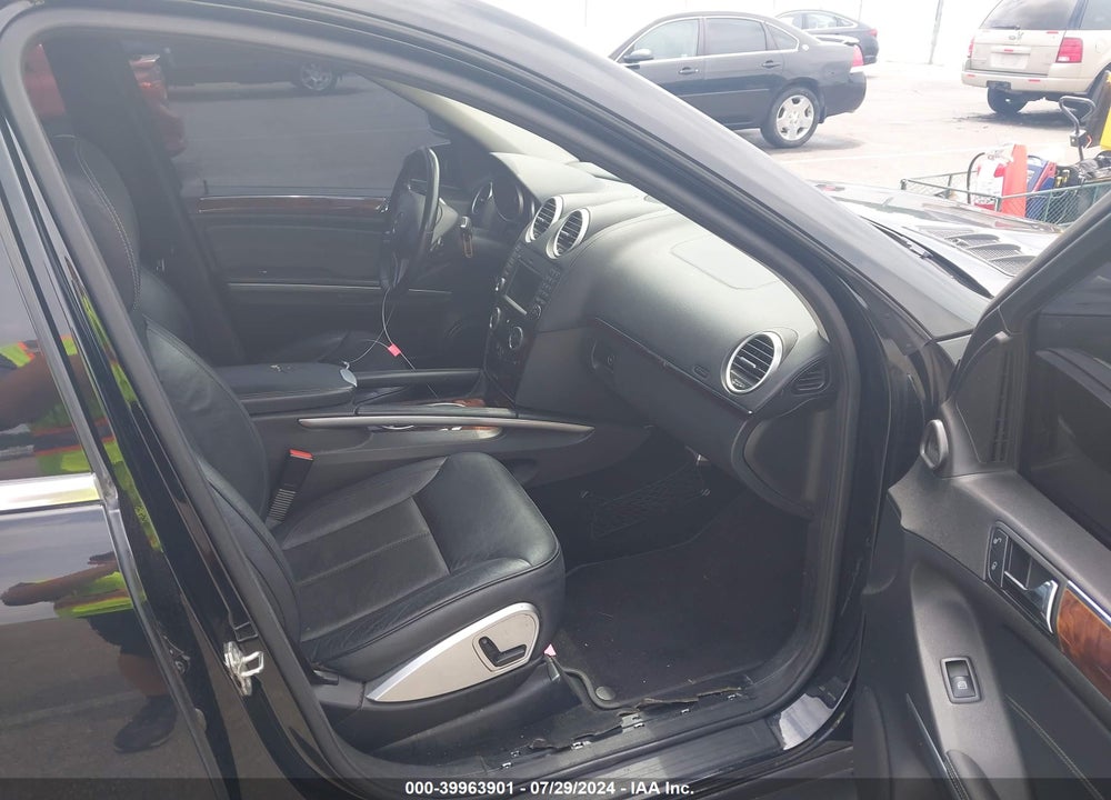2010 MERCEDES-BENZ GL 450 4MATIC VIN: 4JGBF7BE9AA548997
