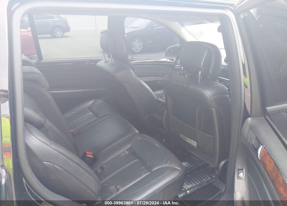 2010 MERCEDES-BENZ GL 450 4MATIC VIN: 4JGBF7BE9AA548997