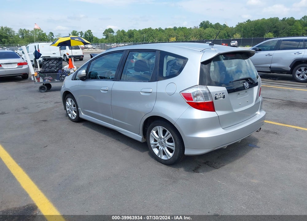 2011 HONDA FIT SPORT VIN: JHMGE8H5XBC022764