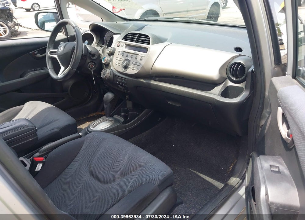 2011 HONDA FIT SPORT VIN: JHMGE8H5XBC022764