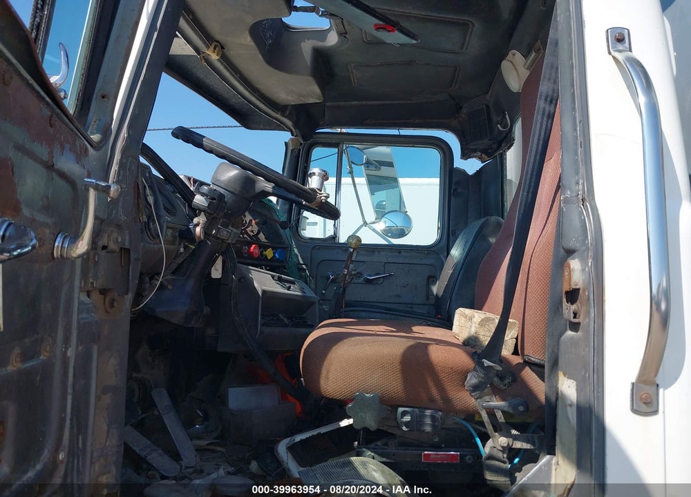 1987 MACK 600 R600 VIN: 1M1N187Y7HA019499