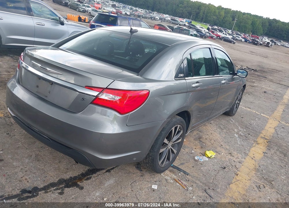 2012 CHRYSLER 200 S VIN: 1C3CCBHG1CN139812