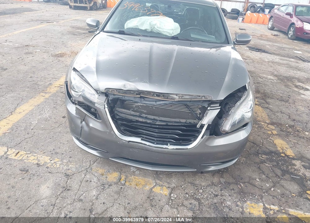 2012 CHRYSLER 200 S VIN: 1C3CCBHG1CN139812