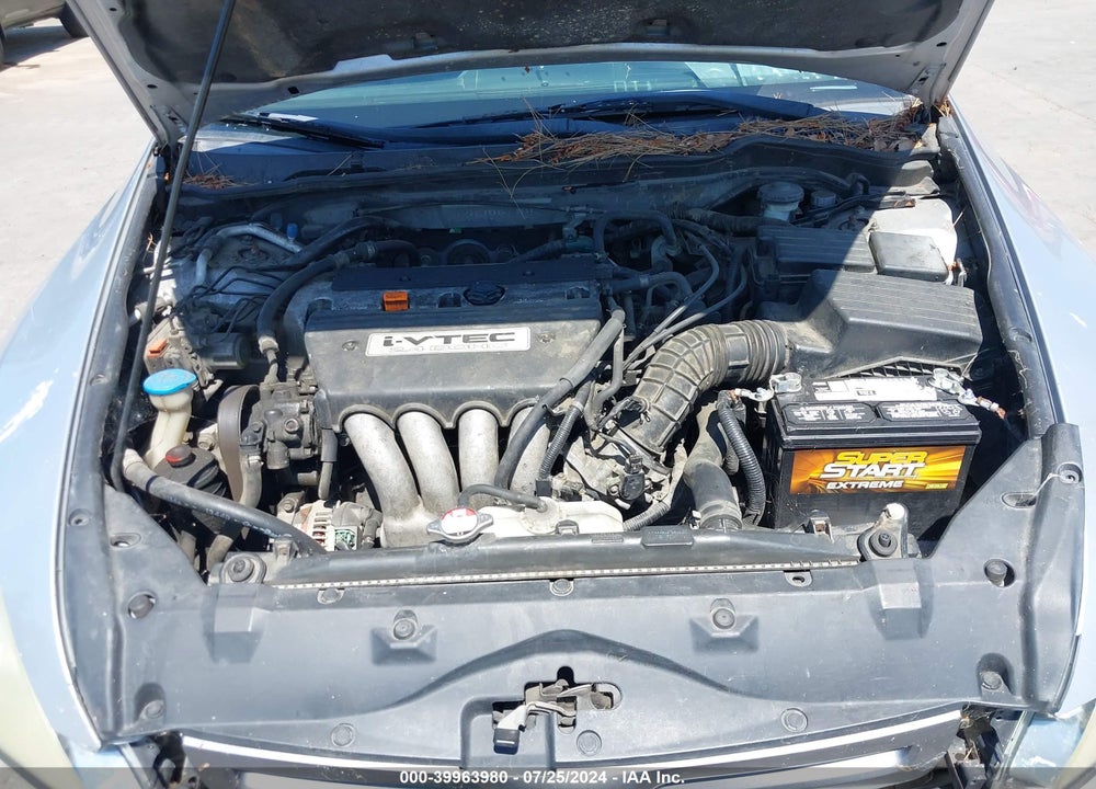 2004 HONDA ACCORD 2.4 EX VIN: 1HGCM55854A138387