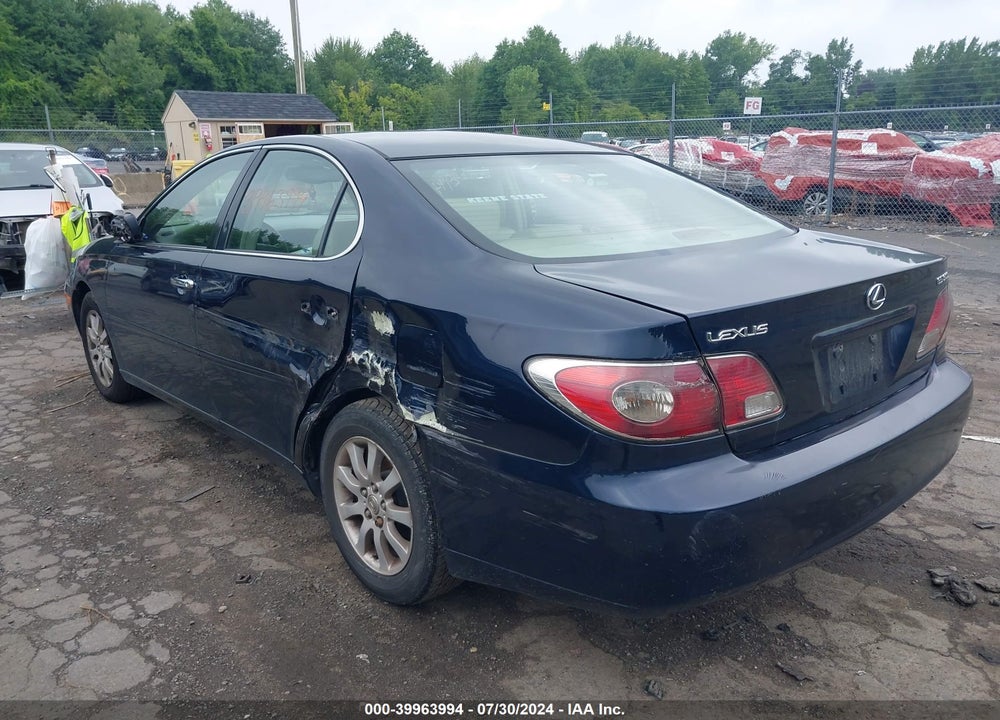 2002 LEXUS ES 300 VIN: JTHBF30G720063376