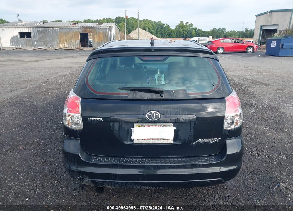 2005 TOYOTA MATRIX VIN: 2T1KR32E05C405748
