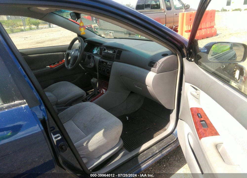 2003 TOYOTA COROLLA LE VIN: JTDBR32E030013800