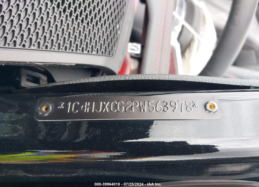 2023 JEEP WRANGLER / VIN: 1C4HJXCG2PW563978