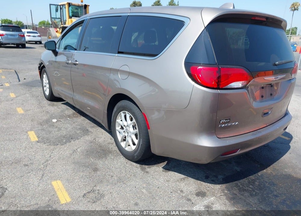 2017 CHRYSLER PACIFICA VIN: 2C4RC1DG2HR840553