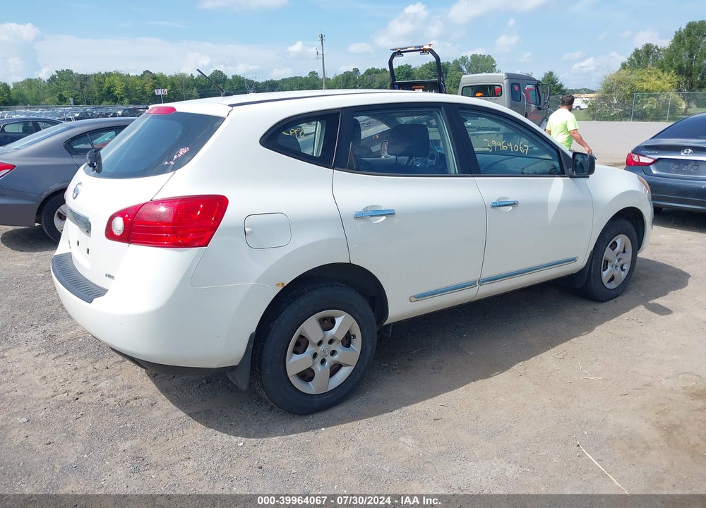 2014 NISSAN ROGUE SELECT S VIN: JN8AS5MV1EW710423