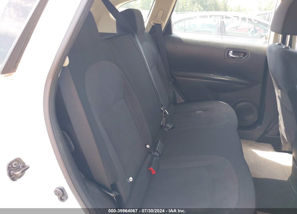 2014 NISSAN ROGUE SELECT S VIN: JN8AS5MV1EW710423