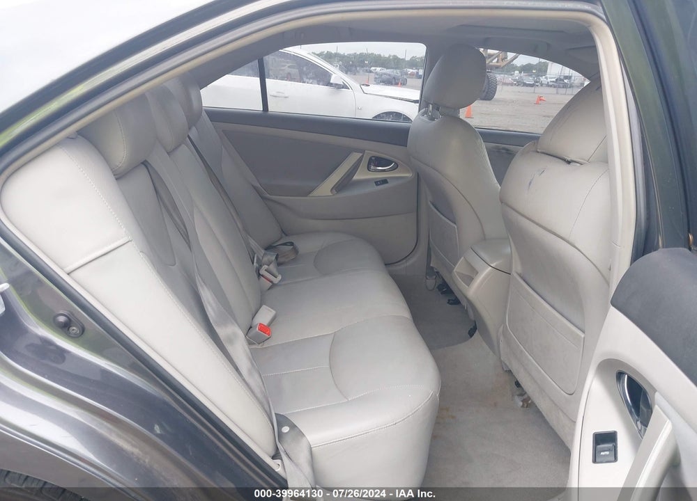 2011 TOYOTA CAMRY SE VIN: 4T1BF3EKXBU763315