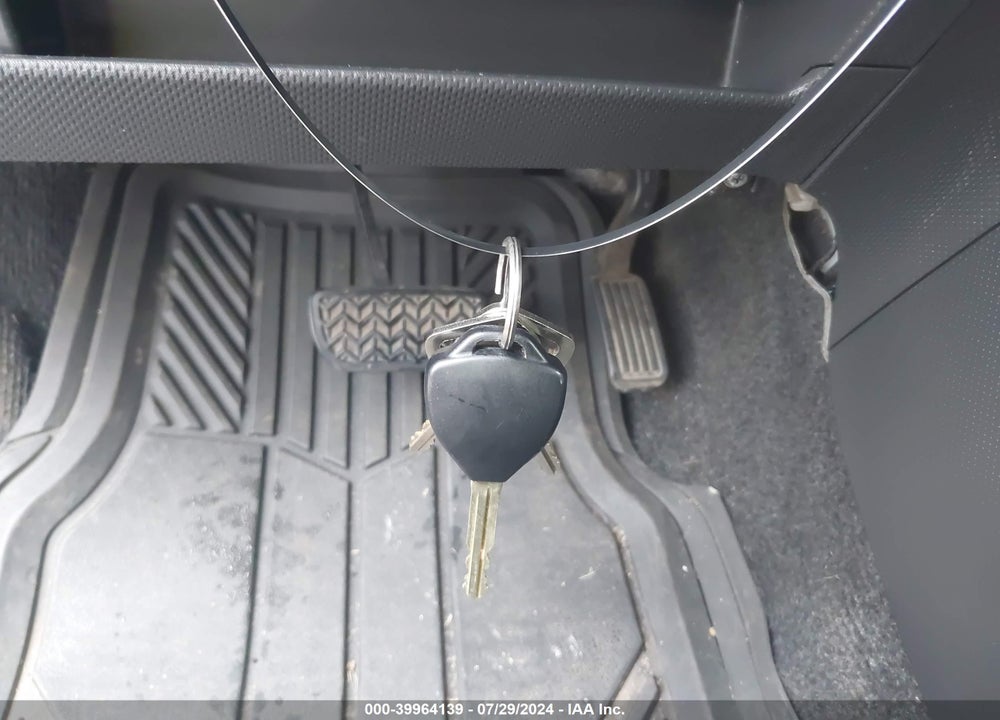 2008 SCION XD VIN: JTKKU104X8J023757