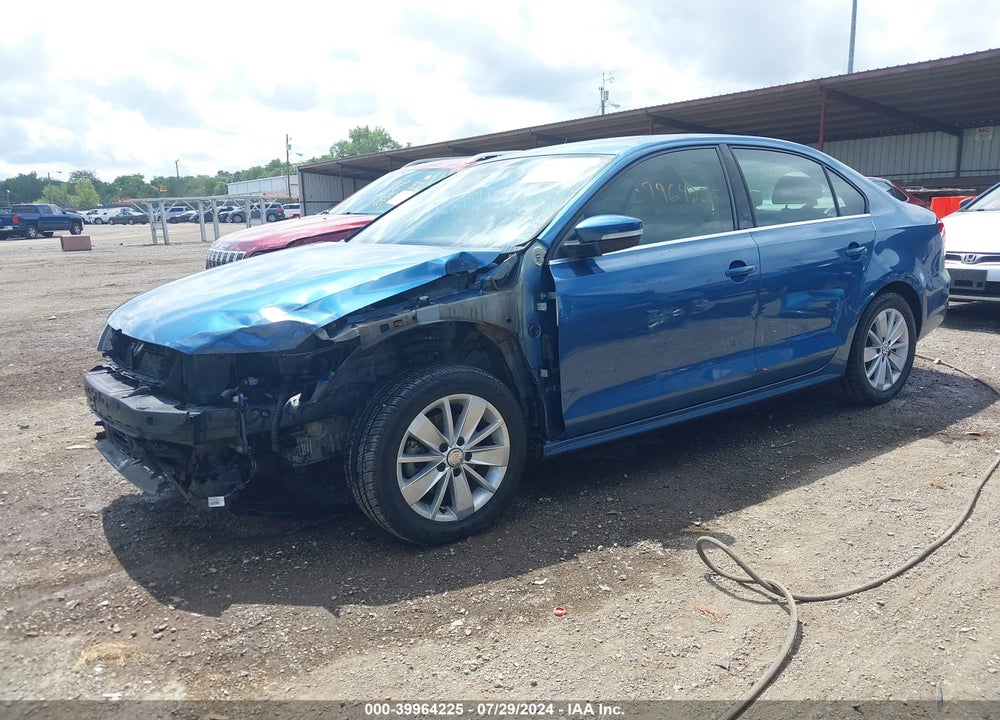 2015 VOLKSWAGEN JETTA 1.8T SE VIN: 3VWD07AJ6FM225463