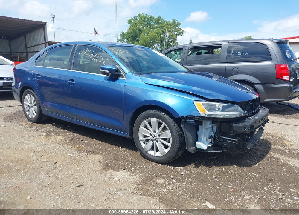 2015 VOLKSWAGEN JETTA 1.8T SE VIN: 3VWD07AJ6FM225463