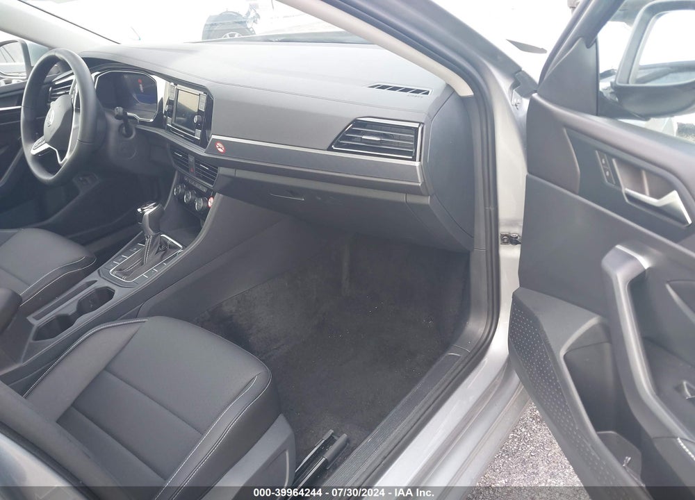 2024 VOLKSWAGEN JETTA 1.5T SE VIN: 3VWEM7BU5RM057370
