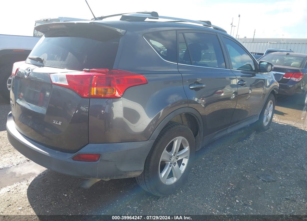 2013 TOYOTA RAV4 XLE VIN: 2T3WFREV8DW016689