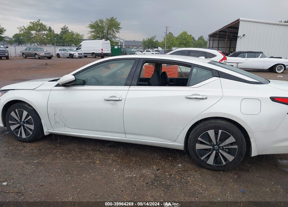 2022 NISSAN ALTIMA SL FWD VIN: 1N4BL4EV8NN423596