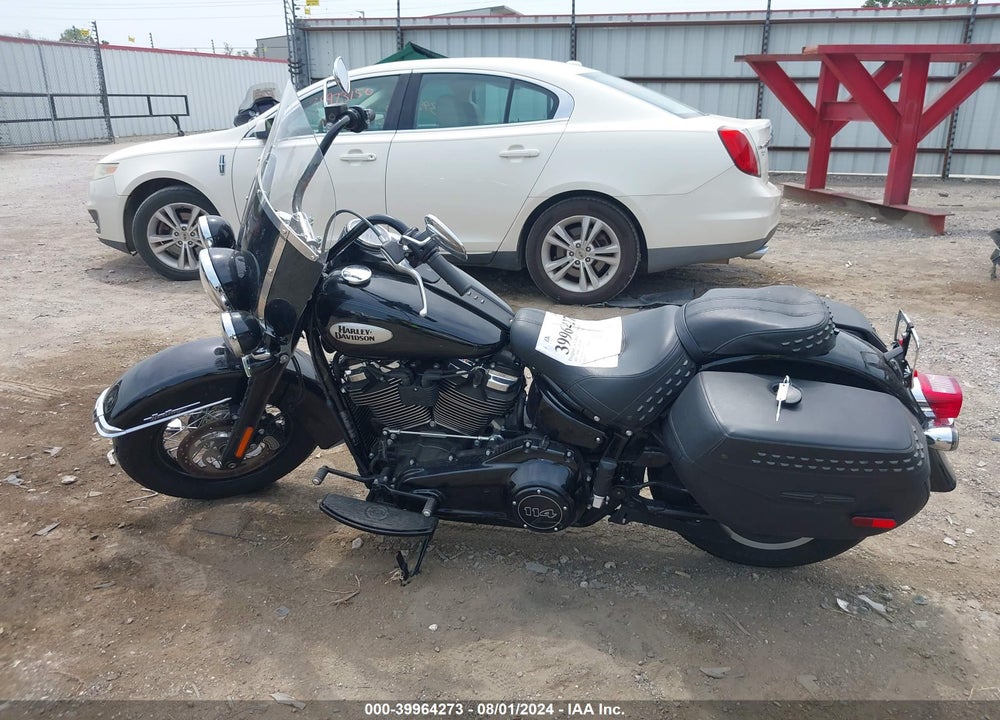 2021 HARLEY-DAVIDSON FLHCS VIN: 1HD1YBK2XMB023057