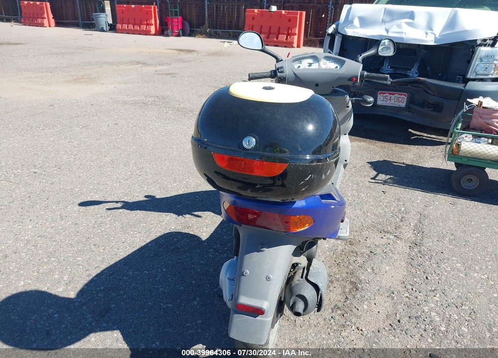 2004 DERBI ATLANTIS 50 VIN: VTHBL3AA24G211844