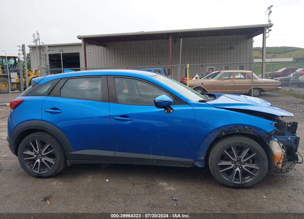 2017 MAZDA CX-3 TOURING VIN: JM1DKFC77H0165563