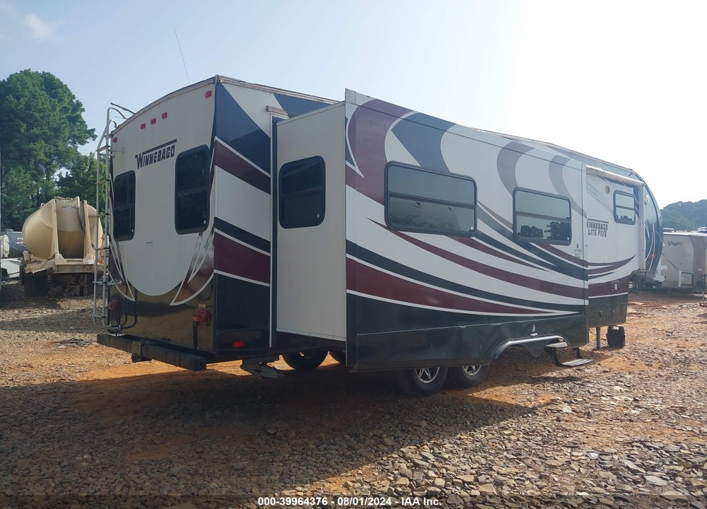2013 LITE 5 WINNEBEGO VIN: 54CBG0R21D1V87267
