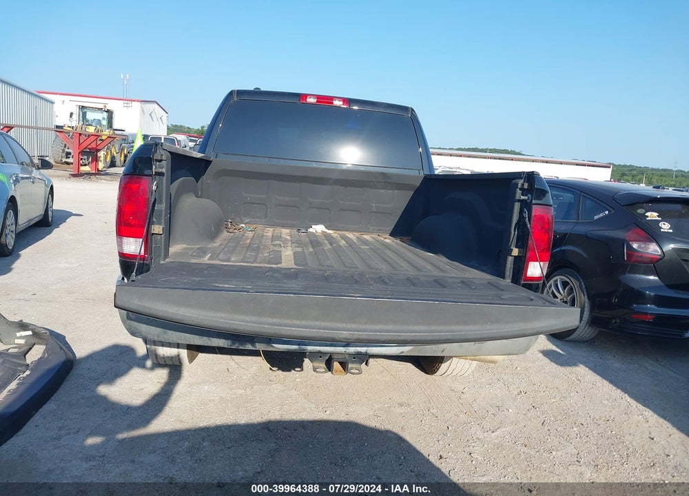 2015 RAM 1500 TRADESMAN VIN: 1C6RR6KM4FS521792
