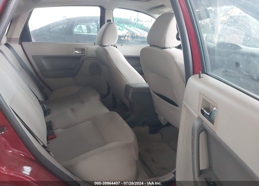 2011 FORD FOCUS SES VIN: 1FAHP3GN5BW102739