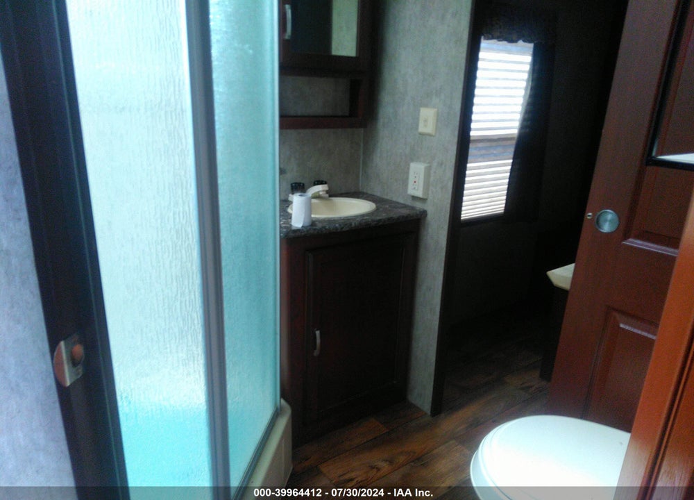 2015 KEYSTONE PASSPORT TRAVEL TRAILER VIN: 4YDT31R22FT412097