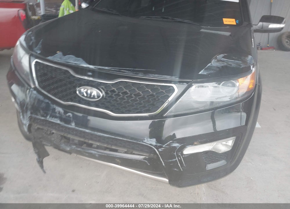 2013 KIA SORENTO SX VIN: 5XYKW4A24DG410220