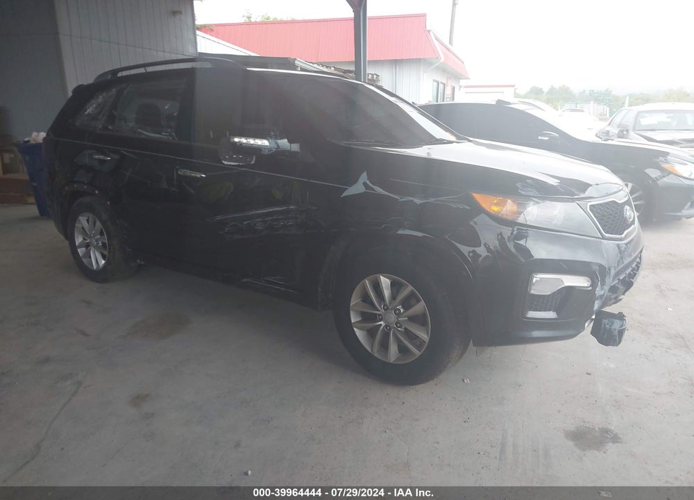 2013 KIA SORENTO SX VIN: 5XYKW4A24DG410220