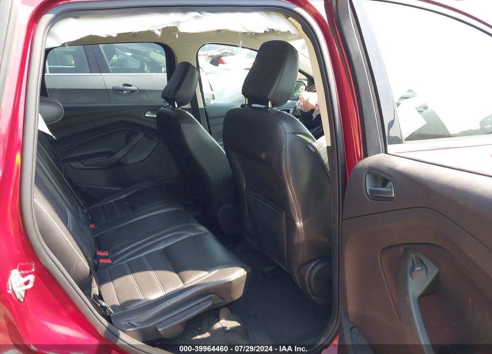 2018 FORD ESCAPE VIN: 1FMCU0HD2JUD27241