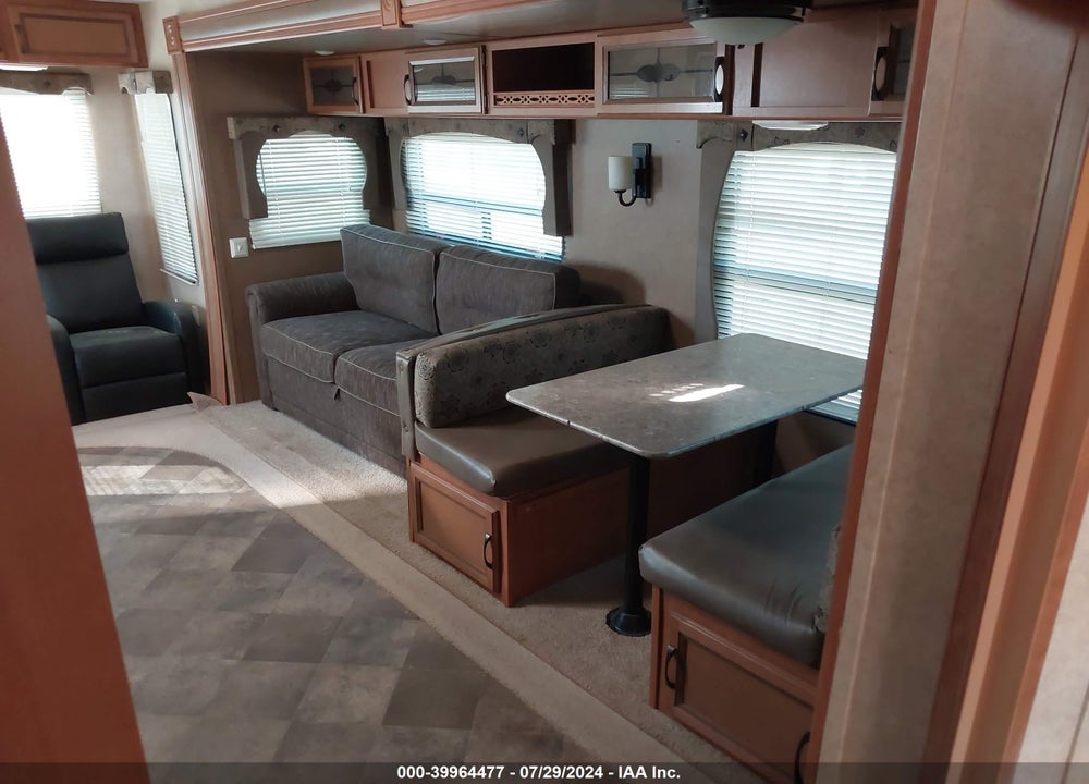 2015 PALOMINO PUMA 26RLSS VIN: 4X4TPUB21FP051368