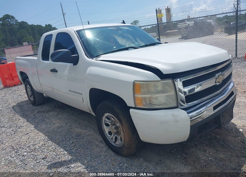 2011 CHEVROLET SILVERADO 1500 LT VIN: 1GCRCSEA0BZ303001