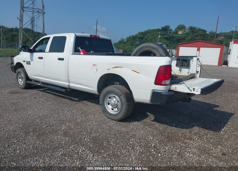 2018 RAM 2500 TRADESMAN 4X4 8' BOX VIN: 3C6UR5HJ4JG358904
