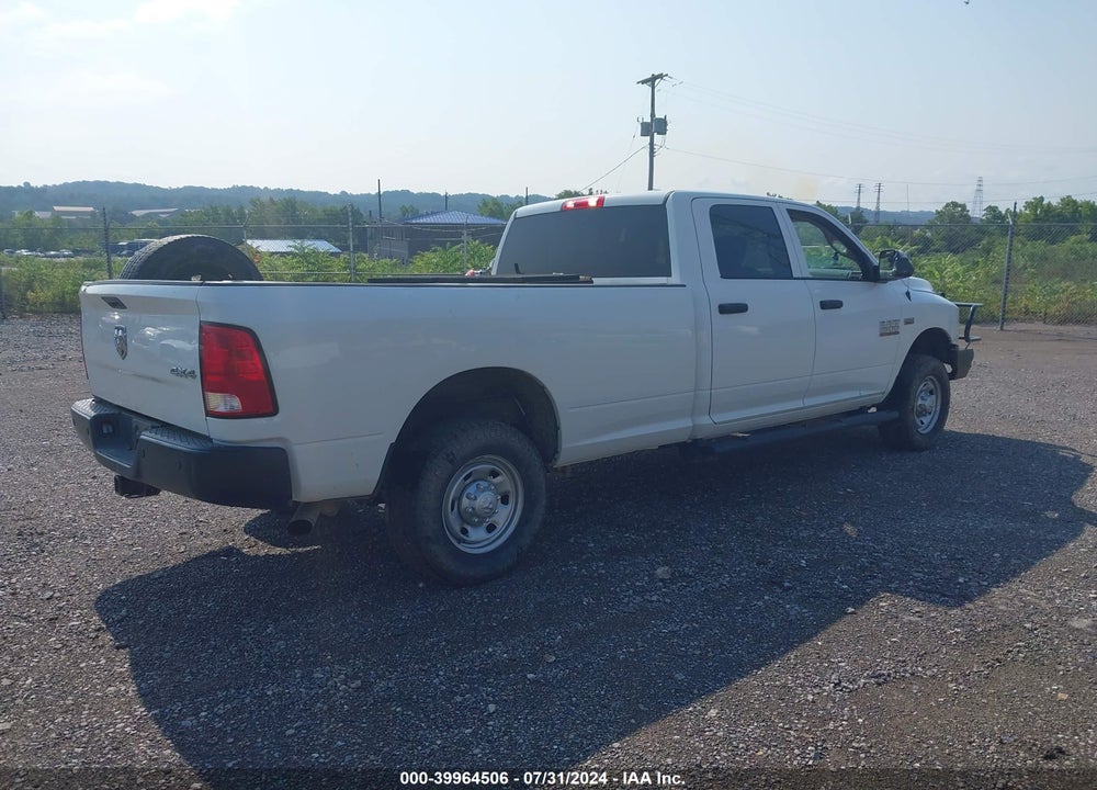 2018 RAM 2500 TRADESMAN 4X4 8' BOX VIN: 3C6UR5HJ4JG358904