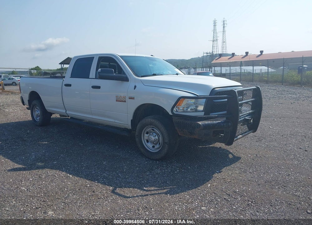 2018 RAM 2500 TRADESMAN 4X4 8' BOX VIN: 3C6UR5HJ4JG358904