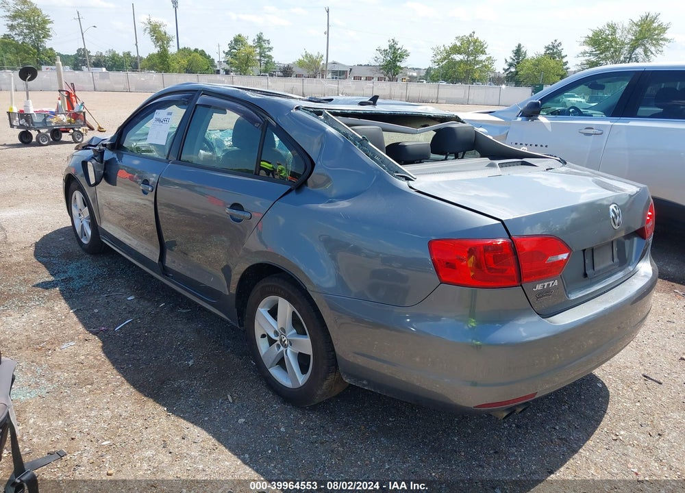 2012 VOLKSWAGEN JETTA 2.0L TDI VIN: 3VW3L7AJ8CM395693