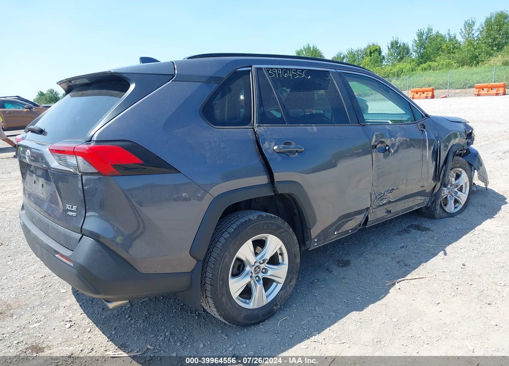 2020 TOYOTA RAV4 XLE VIN: 2T3P1RFV6LW125412