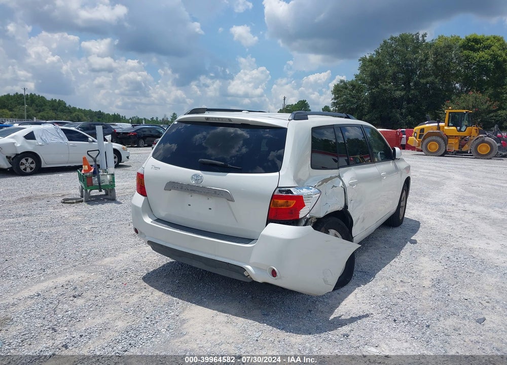 2010 TOYOTA HIGHLANDER BASE V6 VIN: 5TDZK3EH5AS008594