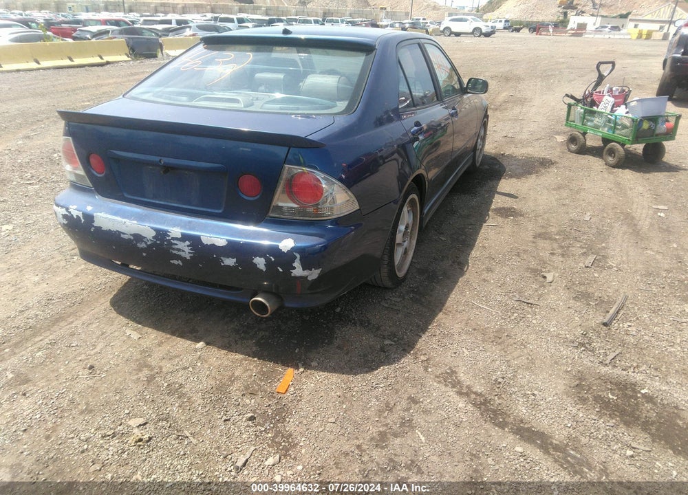2001 LEXUS IS 300 VIN: JTHBD182410009163