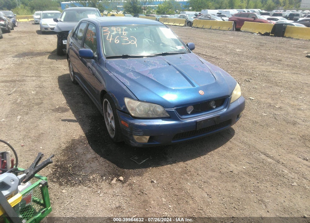 2001 LEXUS IS 300 VIN: JTHBD182410009163