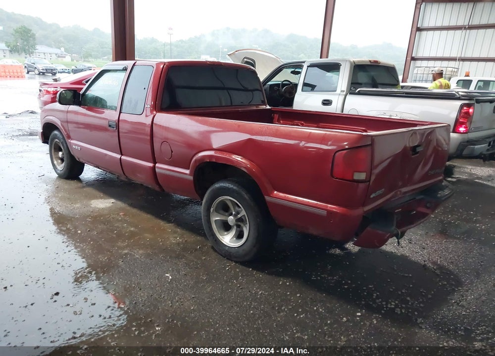 2002 CHEVROLET S-10 LS VIN: 1GCCS19W628131507