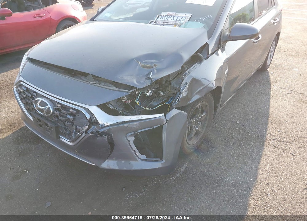 2020 HYUNDAI IONIQ HYBRID BLUE VIN: KMHC65LC8LU202740