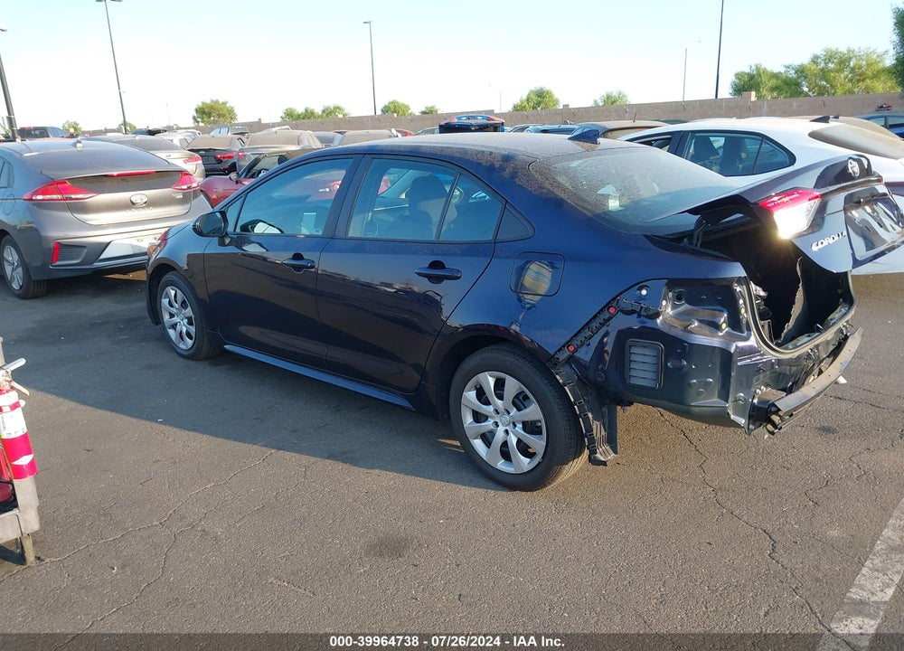 2021 TOYOTA COROLLA LE VIN: 5YFEPMAE5MP226811