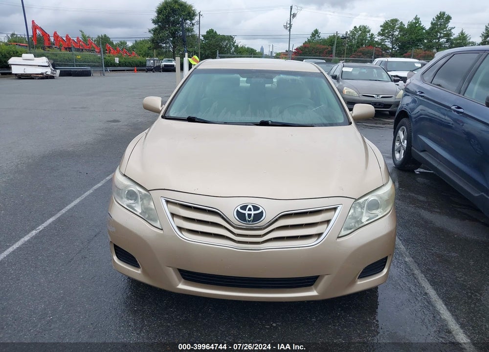 2010 TOYOTA CAMRY LE VIN: 4T1BF3EK4AU006084