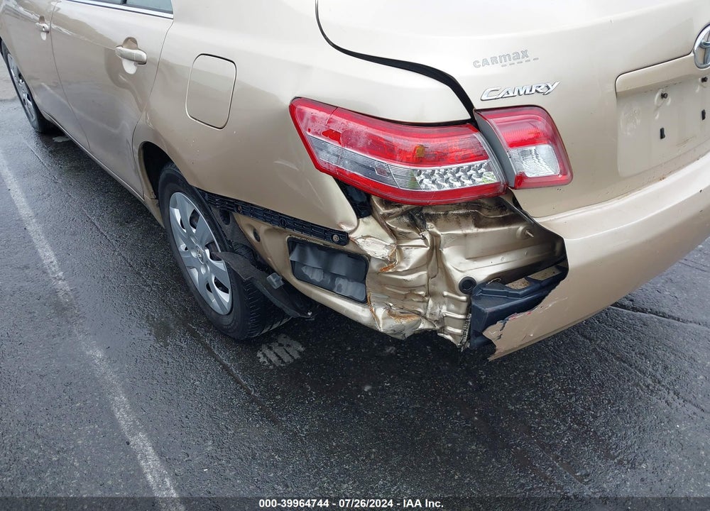 2010 TOYOTA CAMRY LE VIN: 4T1BF3EK4AU006084