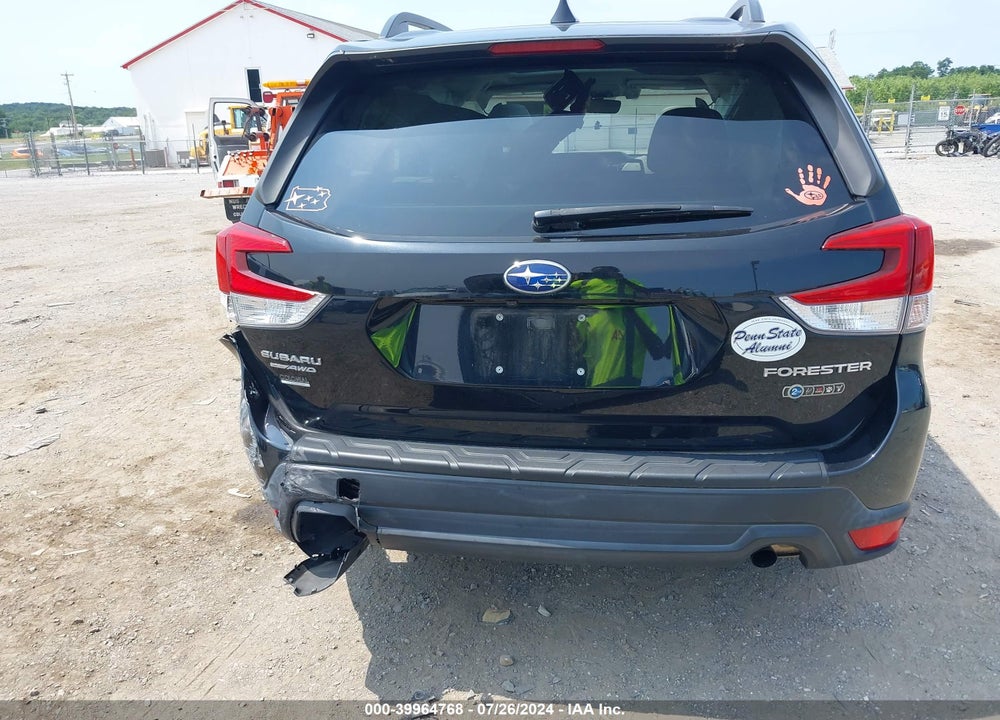 2019 SUBARU FORESTER PREMIUM VIN: JF2SKAEC3KH493108