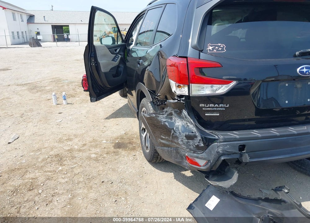 2019 SUBARU FORESTER PREMIUM VIN: JF2SKAEC3KH493108