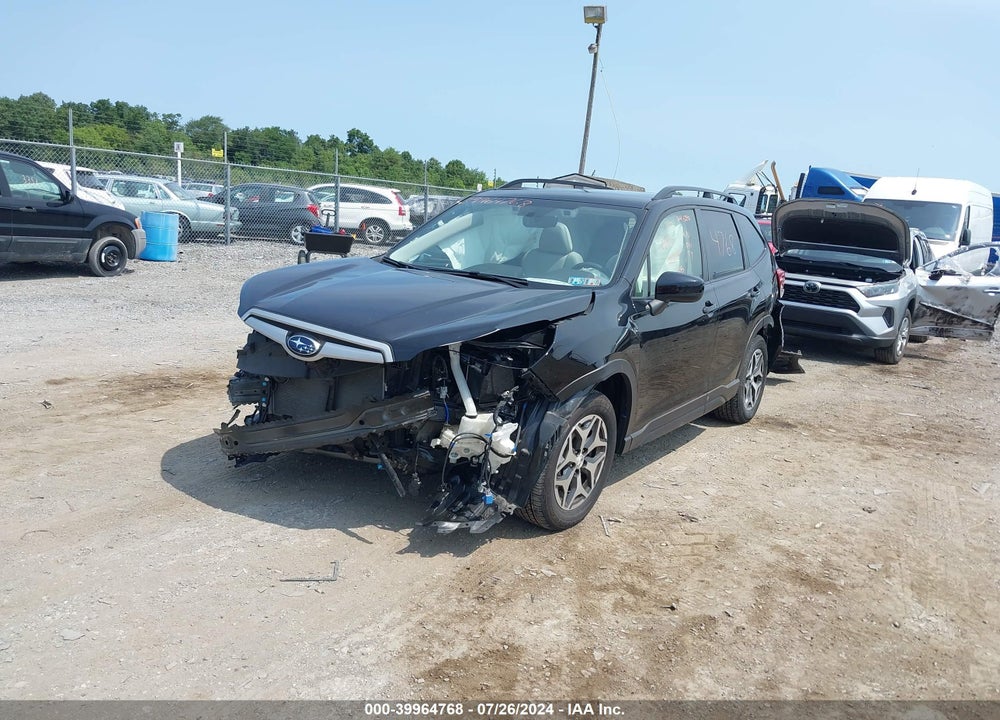 2019 SUBARU FORESTER PREMIUM VIN: JF2SKAEC3KH493108